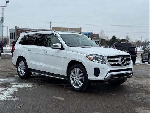 2017 Mercedes-Benz GLS 450 4MATIC