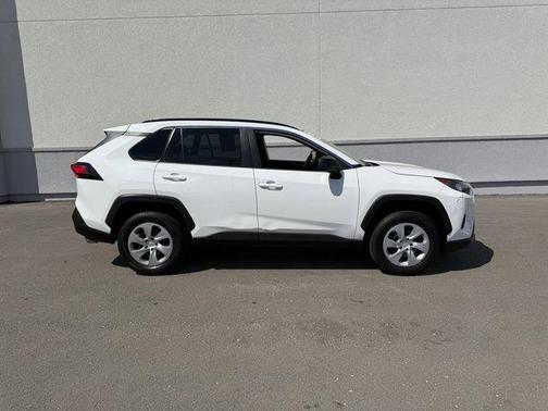 Super White 2019 Toyota RAV4 LE