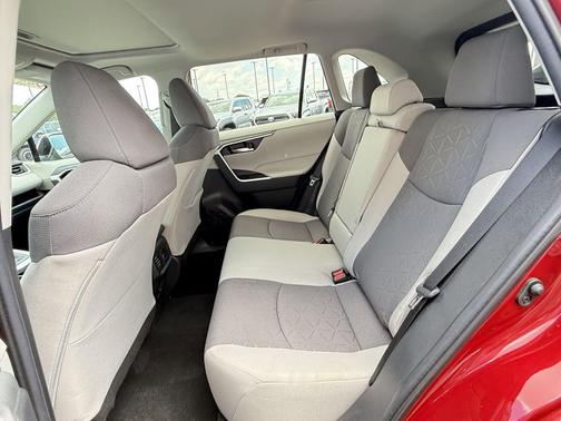 Ruby Flare Pearl 2021 Toyota RAV4 XLE