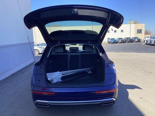Navarra Blue Metallic 2022 Audi Q5 45 S line Premium
