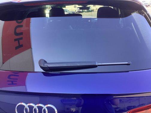 Navarra Blue Metallic 2022 Audi Q5 45 S line Premium