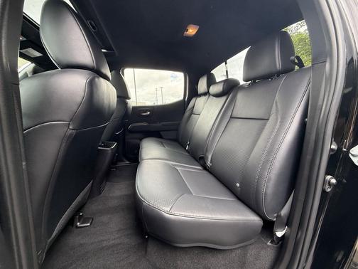 Black 2023 Toyota Tacoma TRD Sport