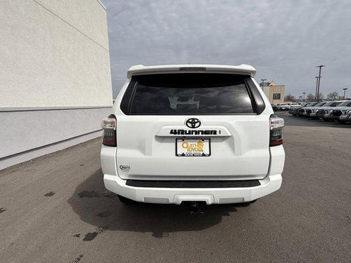 Ice 2024 Toyota 4Runner SR5 Premium