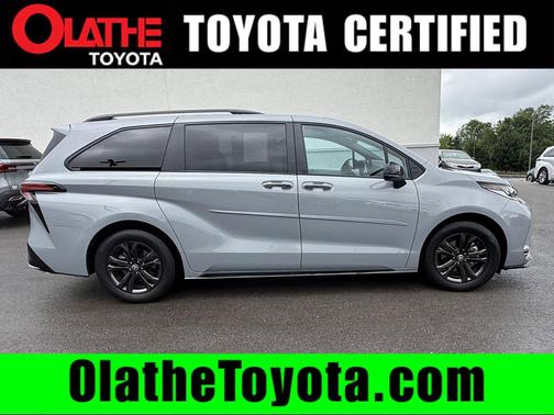 Cement 2025 Toyota Sienna XSE 7 Passenger