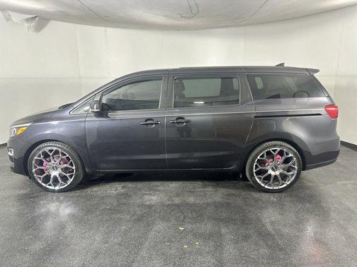 2021 Kia Sedona LX