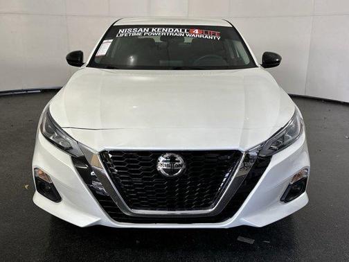 2021 Nissan Altima SR FWD