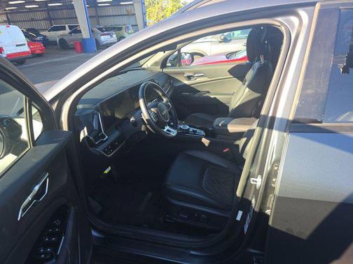 2023 Kia Sportage Plug-In Hybrid X-Line