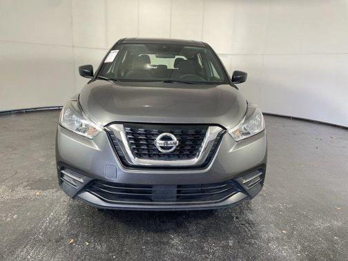 2020 Nissan Kicks S