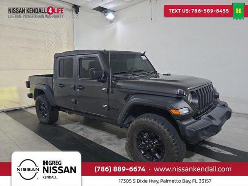 2022 Jeep Gladiator Sport