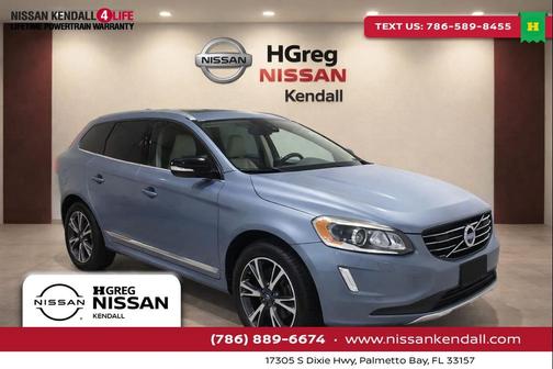 Power Blue Metallic 2017 Volvo XC60 T6 Dynamic