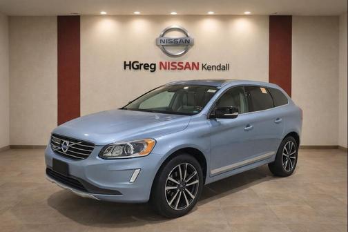 Blue Metallic 2017 Volvo XC60 T6 Dynamic