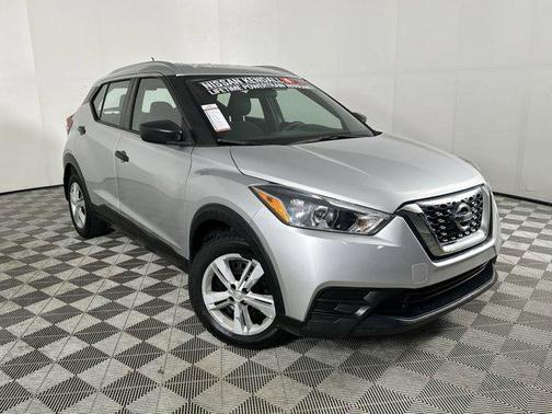 2019 Nissan Kicks S
