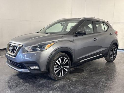 2019 Nissan Kicks SR