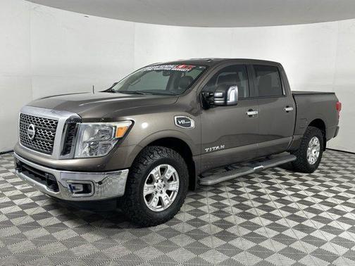 2017 Nissan Titan SV