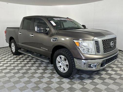 2017 Nissan Titan SV