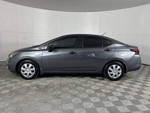 2020 Nissan Versa 1.6 S
