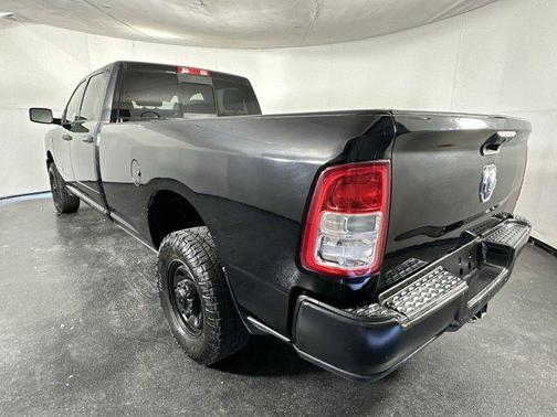 2021 RAM 2500 Tradesman Crew Cab 4x2 8' Box
