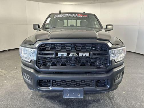 2021 RAM 2500 Tradesman Crew Cab 4x2 8' Box