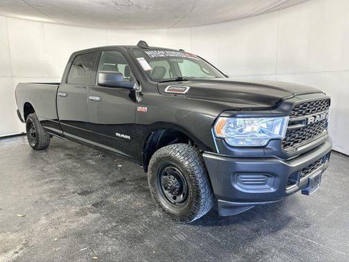 2021 RAM 2500 Tradesman Crew Cab 4x2 8' Box