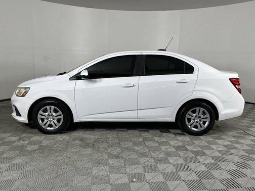 2017 Chevrolet Sonic LS