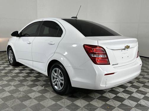 2017 Chevrolet Sonic LS
