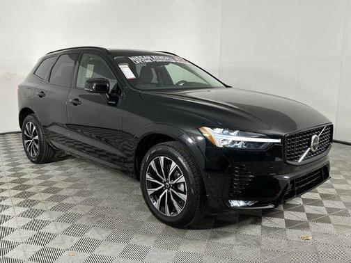 2025 Volvo XC60 B5 Plus