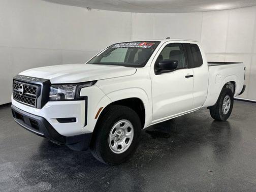 2023 Nissan Frontier S