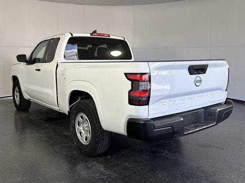 2023 Nissan Frontier S