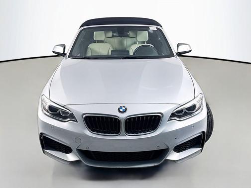 Glacier Silver Metallic 2016 BMW M2 Base