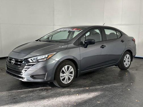 2025 Nissan Versa 1.6 S