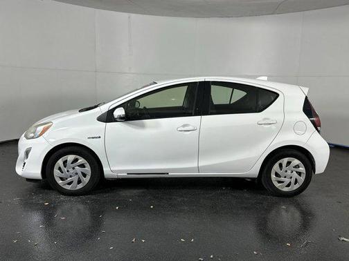 2016 Toyota Prius c Four