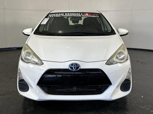 2016 Toyota Prius c Four