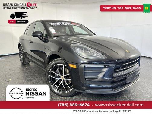 2022 Porsche Macan Base