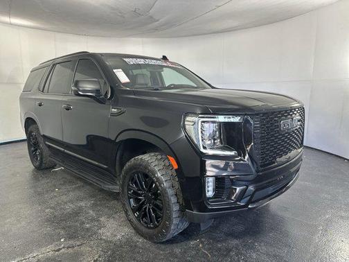 2021 GMC Yukon SLT