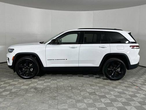 2023 Jeep Grand Cherokee Altitude