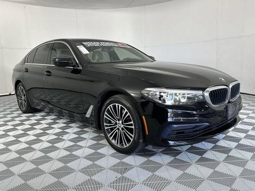Jet Black 2020 BMW 530e iPerformance