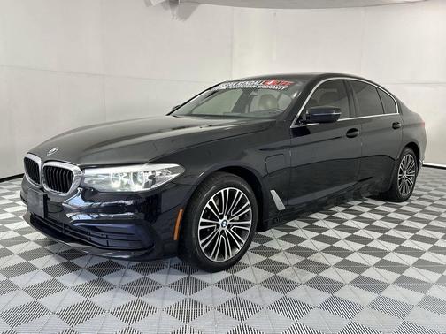 Jet Black 2020 BMW 530e iPerformance