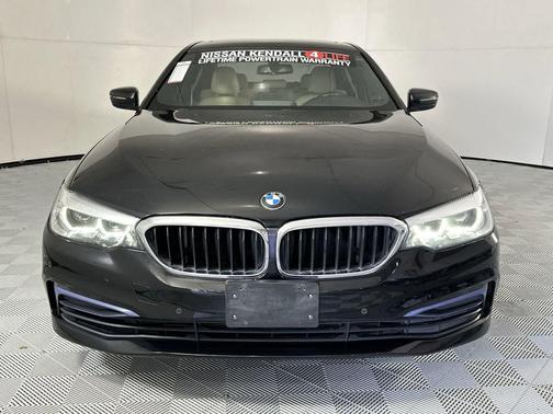 Jet Black 2020 BMW 530e iPerformance