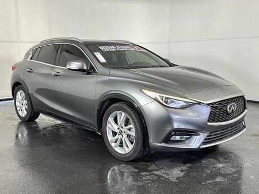 2018 INFINITI QX30 ESSENTIAL
