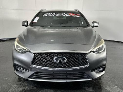 2018 INFINITI QX30 ESSENTIAL