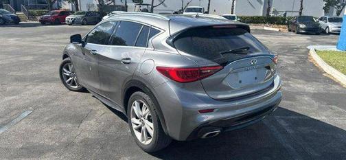 2018 INFINITI QX30 ESSENTIAL