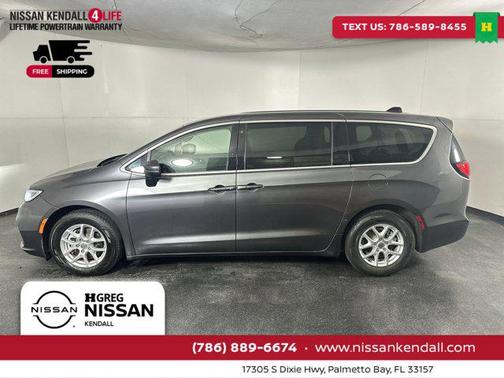 2023 Chrysler Pacifica Touring L