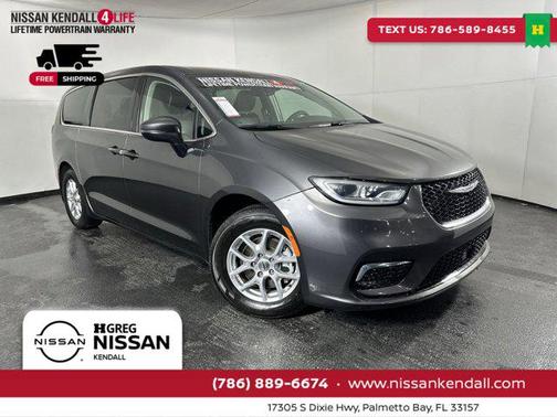 2023 Chrysler Pacifica Touring L