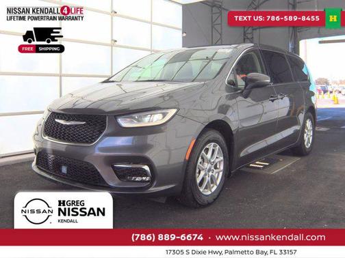 2023 Chrysler Pacifica Touring L