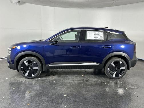 Deep Blue Pearl 2026 Nissan Kicks SR