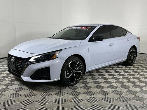 2023 Nissan Altima SR Intelligent AWD