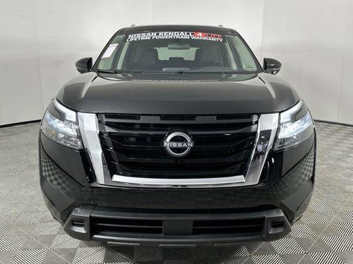 2025 Nissan Pathfinder SV 4WD