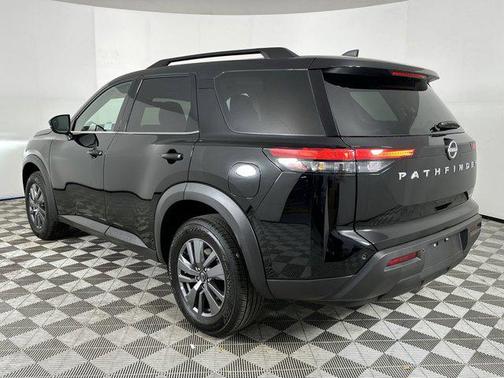 2025 Nissan Pathfinder SV 4WD