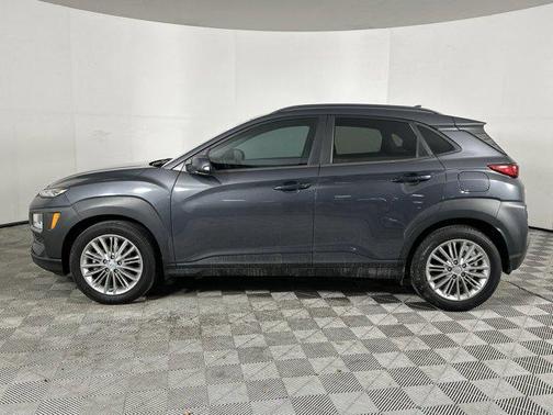 2021 Hyundai KONA SEL Plus