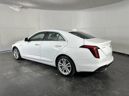 2023 Cadillac CT4 Luxury